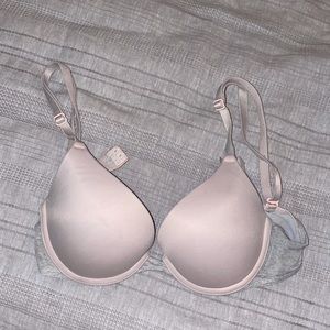 PINK bra